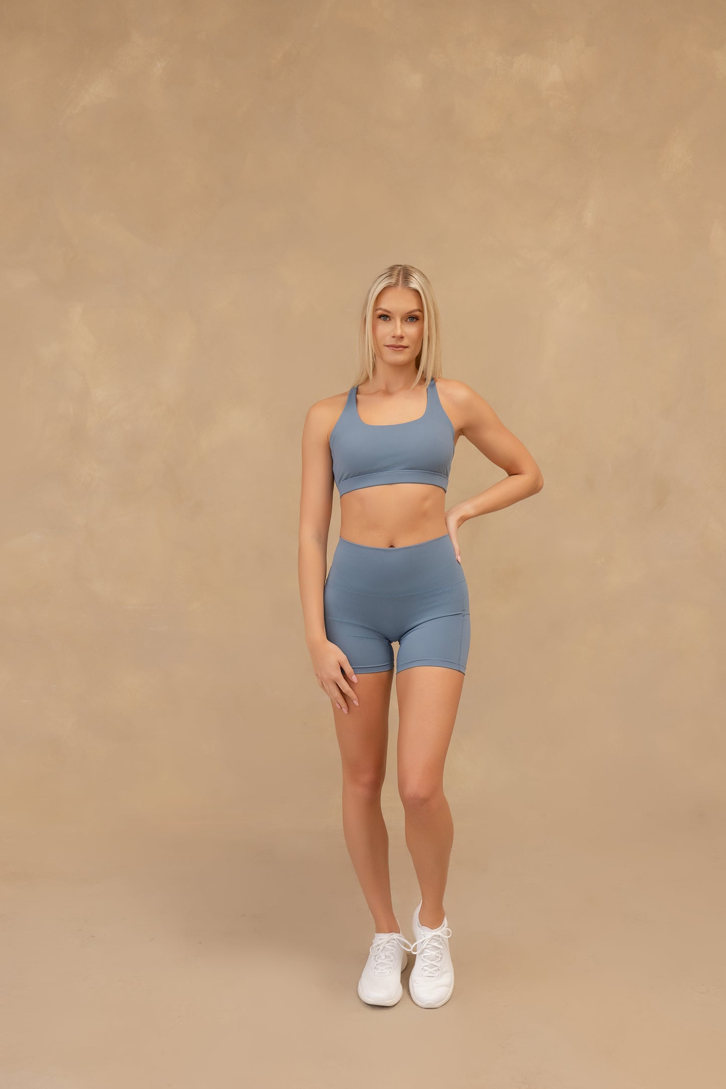 Victory High Rise Shorts 5"