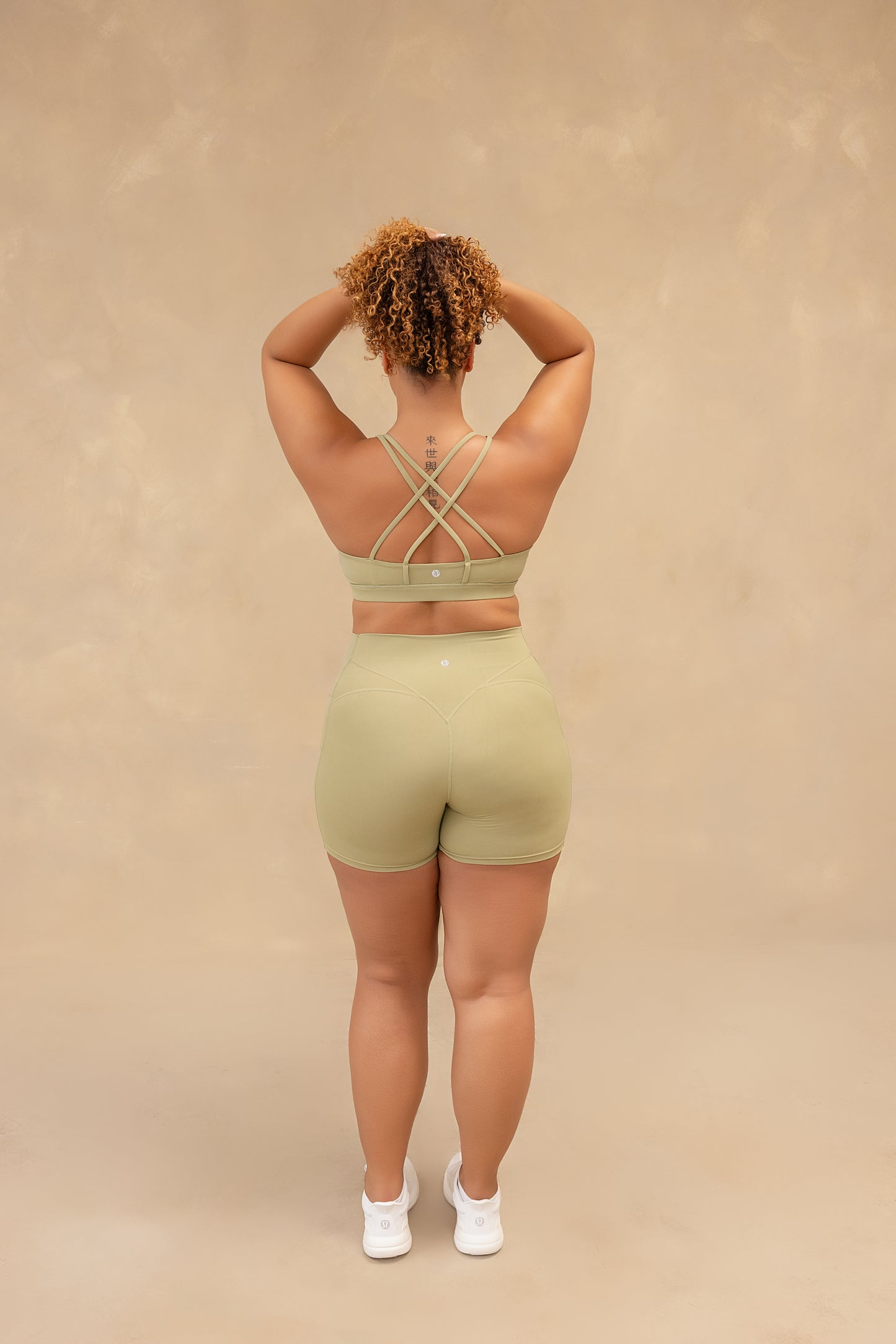 Victory High Rise Shorts 5"